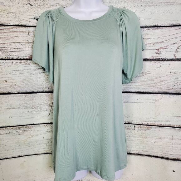 Maurices Women’s Light Green Short Sleeve Top Size M - Picture 1 of 7